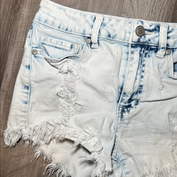 Altar'd State Cloud Wash Distressed Cut Off Denim Shorts - 24 - Picture 4 of 8